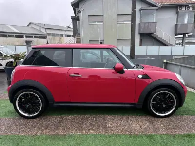 MINI One 2009 - 6900 EUR, 190000 km - AUTO.MOTO.pt - 190000km - foto 15 de 38