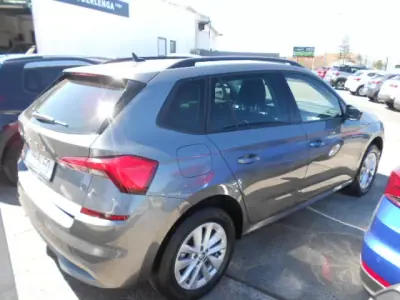 Skoda Kamiq 2024 - 18500 EUR, 38990 km - AUTO.MOTO.pt - 38990km - foto 5 de 12