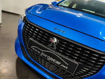 Peugeot 208 2019 - 14500 EUR, 90000 km - AUTO.MOTO.pt - 90000km - foto 25 de 60