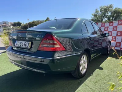 Mercedes-Benz C 220 2001 - 7490 EUR, 355200 km - AUTO.MOTO.pt - 355200km - foto 3 de 18