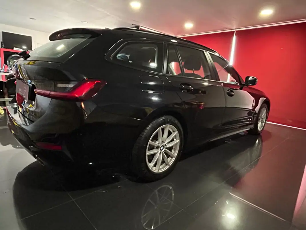 BMW 318 2020 - 23950 EUR, 111517 km - AUTO.MOTO.pt - 111517km - foto 7 de 27