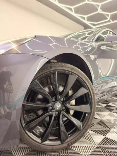 Tesla Model 3 2019 - 25000 EUR, 152000 km - foto 3 de 23