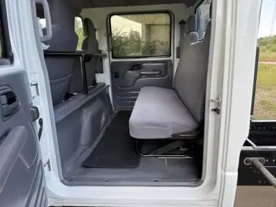 Isuzu 2013 - 23490 EUR, 102000 km - AUTO.MOTO.pt - 102000km - foto 15 de 26