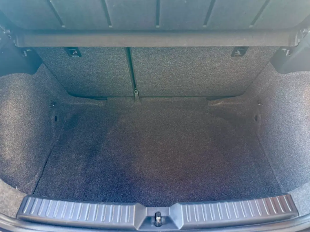 SEAT Ibiza 2023 - 13950 EUR, 74000 km - 74000km - foto 25 de 25