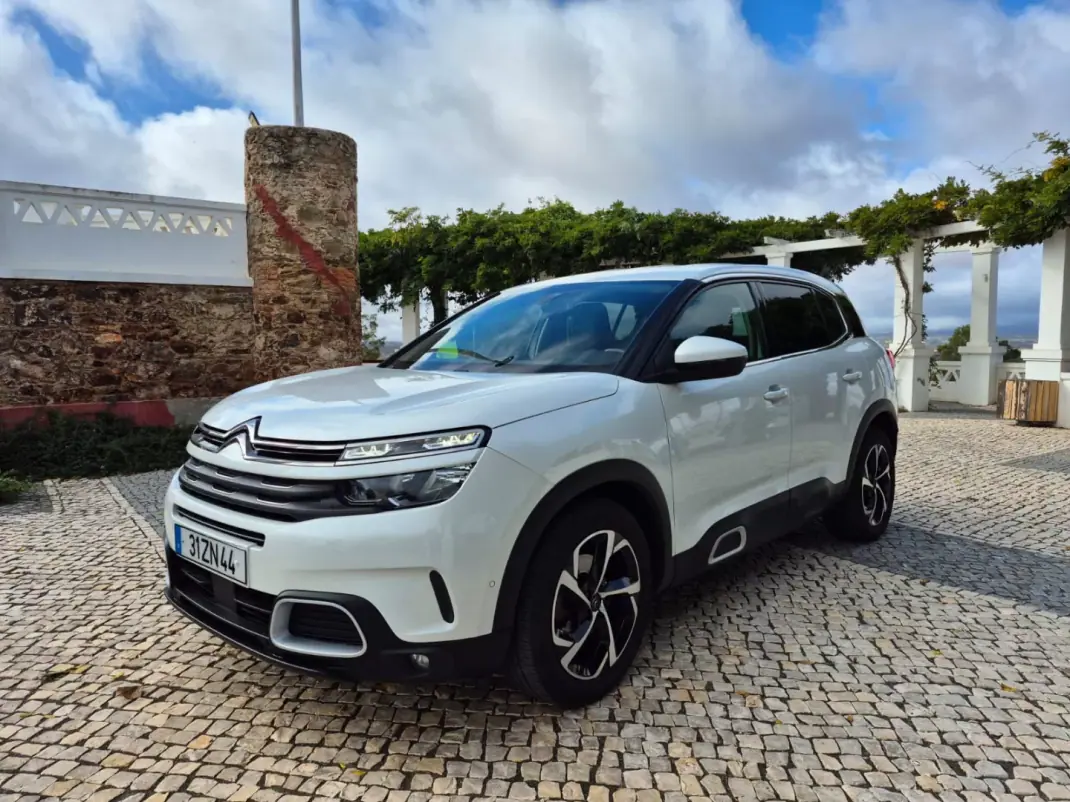 Citroën C5 Aircross 2019 - 20900 EUR, 75272 km - AUTO.MOTO.pt - 75272km - foto 1 de 23