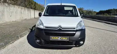 Citroën Berlindo 1.6 HDi Caixa Automatica 2018 - 12000 EUR, 180000 km - AUTO.MOTO.pt - 180000km - foto 2 de 19
