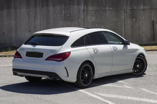 Mercedes-Benz CLA 220 2015 - 18900 EUR, 210888 km - 210888km - foto 3 de 16