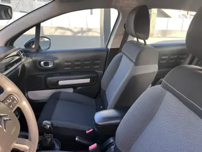 Citroën C3 2017 - 8900 EUR, 158000 km - AUTO.MOTO.pt - 158000km - foto 22 de 47