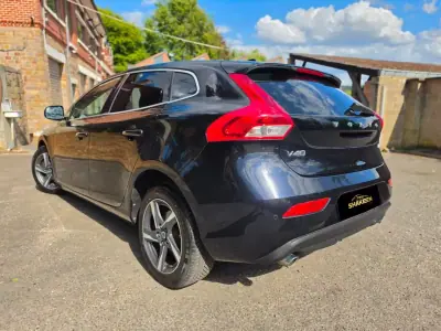 Volvo V40 2015 - 11750 EUR, 178697 km - 178697km - foto 4 de 18