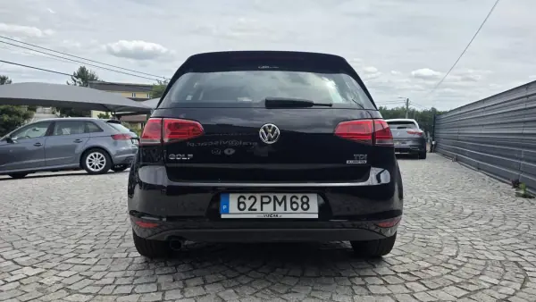 Volkswagen Golf 2015 - 14540 EUR, 135000 km - AUTO.MOTO.pt - 135000km - foto 7 de 26
