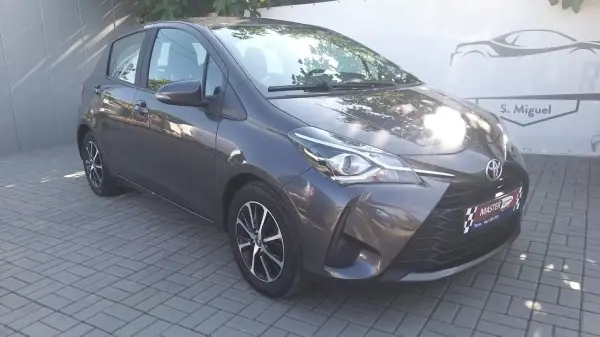 Toyota Yaris 2020 - 12990 EUR, 108986 km - AUTO.MOTO.pt - 108986km - foto 6 de 26