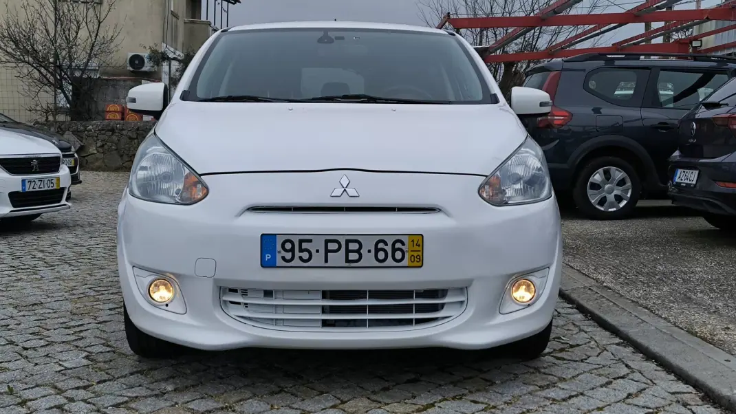 Mitsubishi Space Star 2014 - 7750 EUR, 125476 km - AUTO.MOTO.pt - 125476km - foto 3 de 7