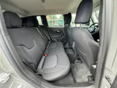 Jeep Renegade 2022 - 24900 EUR, 78480 km - 78480km - foto 2 de 5