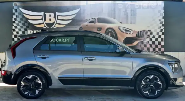Kia e-Niro 2023 - 26900 EUR, 54000 km - AUTO.MOTO.pt - 54000km - foto 14 de 15
