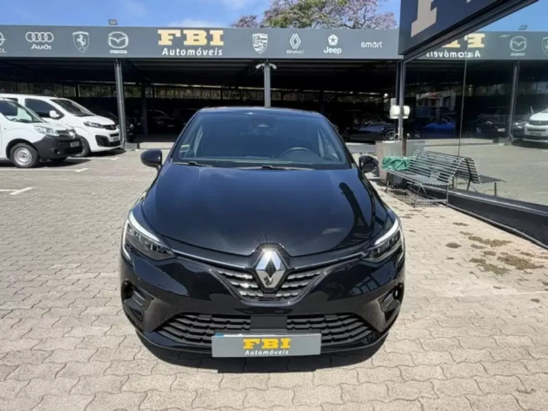 Renault Clio 2023 - 16900 EUR, 72230 km - AUTO.MOTO.pt - 72230km - foto 5 de 12