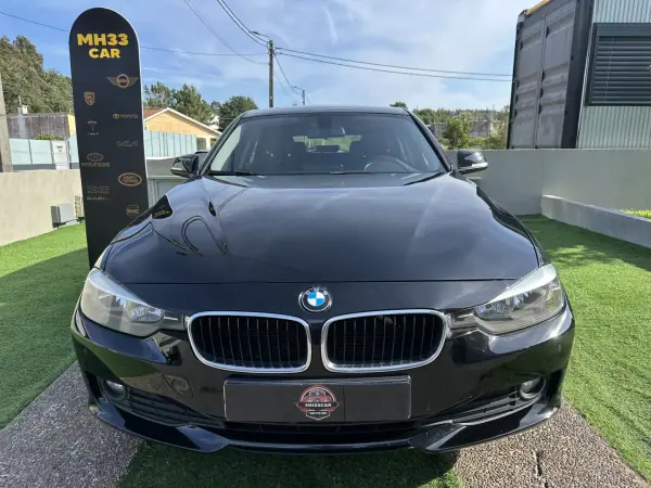 BMW 320 2013 - 12900 EUR, 228000 km - AUTO.MOTO.pt - 228000km - foto 2 de 57