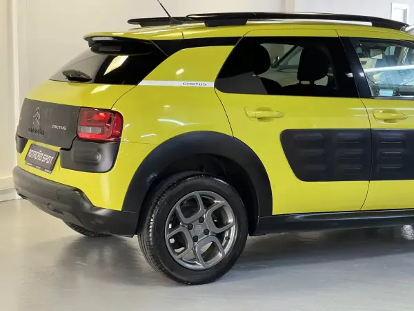 Citroën C4 Cactus 2015 - 8990 EUR, 175000 km - AUTO.MOTO.pt - 175000km - foto 31 de 35