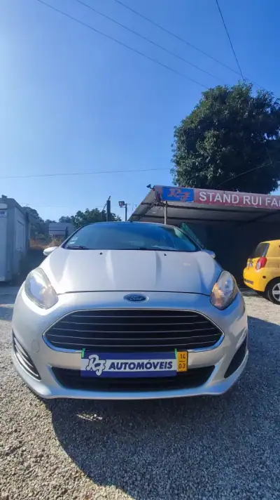 Ford Fiesta 2014 - 9798 EUR, 176798 km - AUTO.MOTO.pt - 176798km - foto 2 de 23