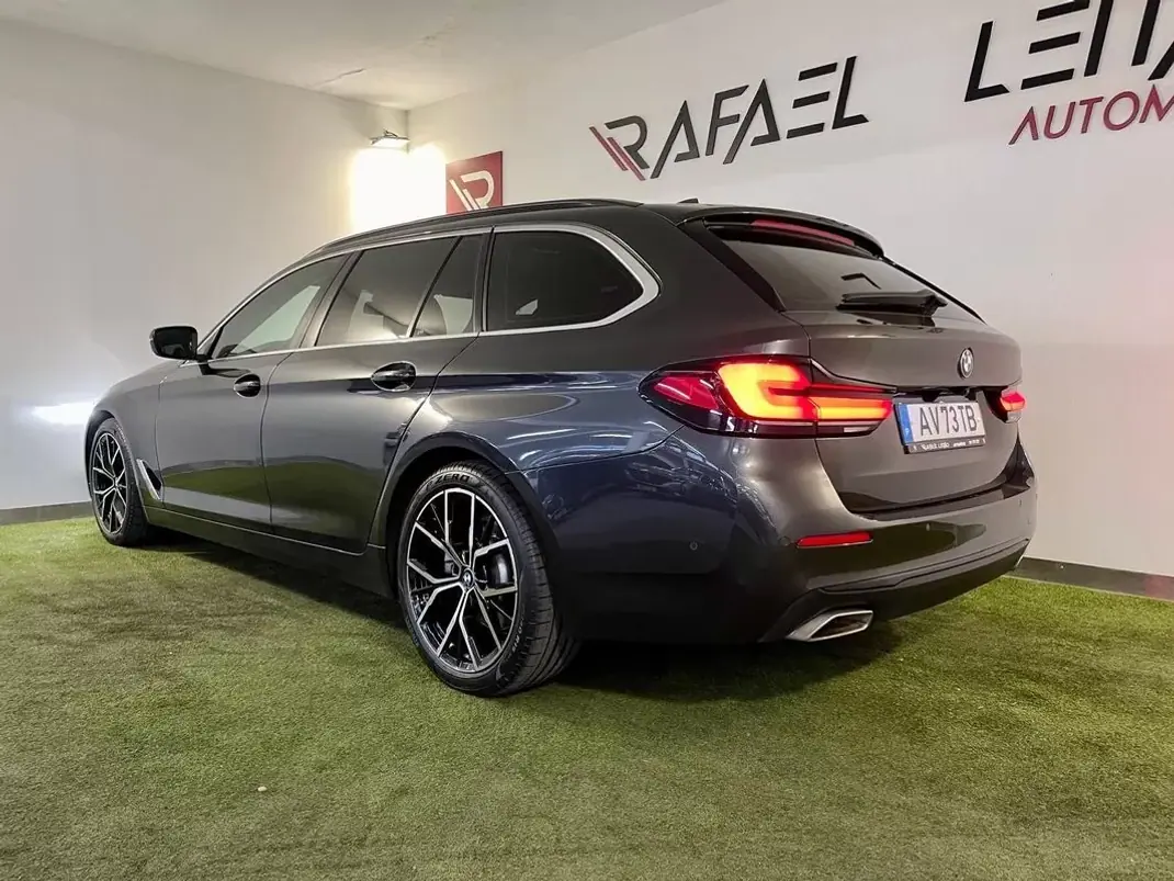 BMW 520 2023 - 34750 EUR, 72000 km - AUTO.MOTO.pt - 72000km - foto 8 de 33