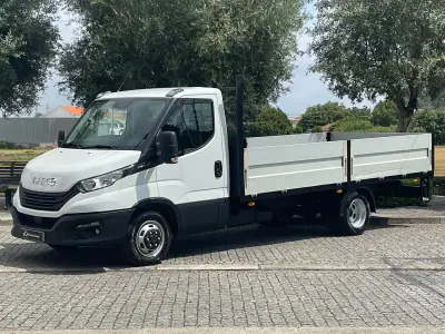 Iveco Daily 2022 - 33450 EUR, 154000 km - AUTO.MOTO.pt - 154000km - foto 2 de 37
