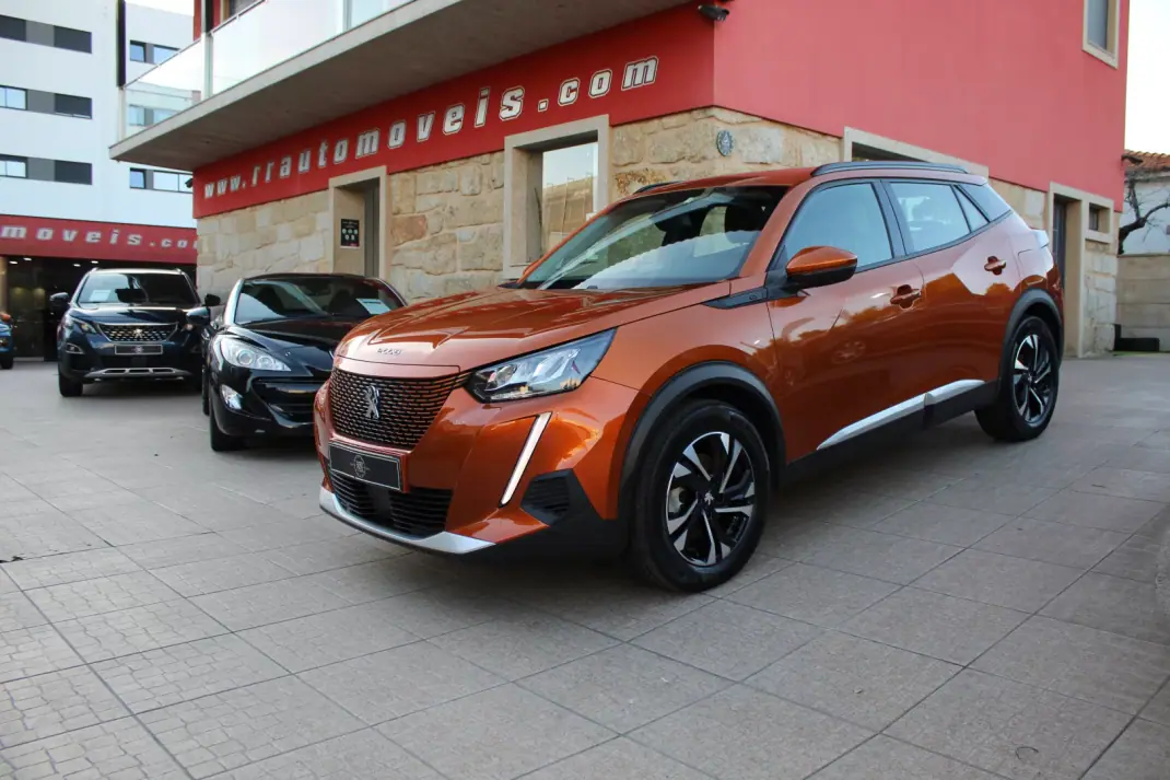 Peugeot e-2008 2020 - 19450 EUR, 54000 km - AUTO.MOTO.pt - 54000km - foto 1 de 41