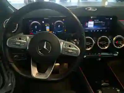 Mercedes-Benz EQA 2021 - 29900 EUR, 38137 km - 38137km - foto 8 de 15