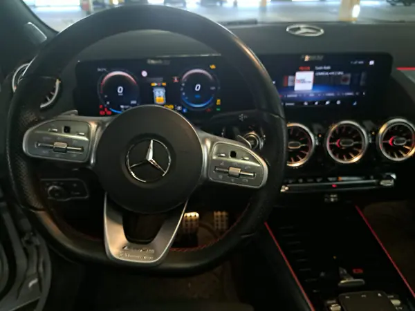 Mercedes-Benz EQA 2021 - 29900 EUR, 38137 km - 38137km - foto 8 de 15