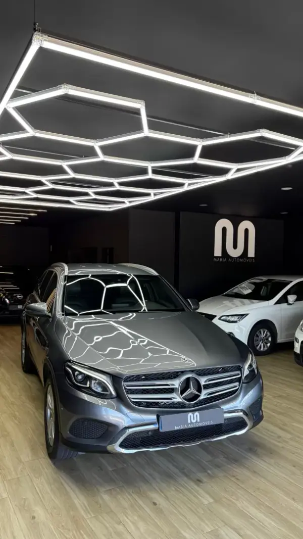Mercedes-Benz GLC 250 2018 - 29990 EUR, 172000 km - 172000km - foto 9 de 56