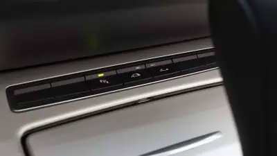BMW Z4 2010 - 24900 EUR, 69000 km - 69000km - foto 26 de 27