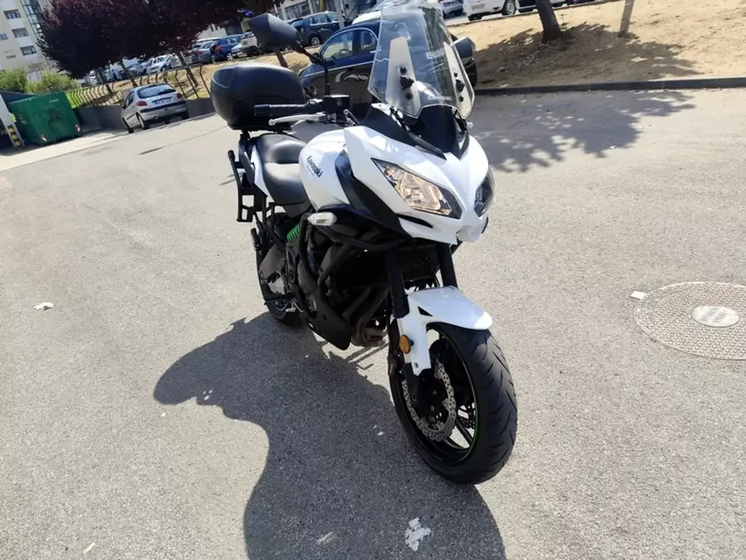 Kawasaki Versys 2019 - 5980 EUR, 70000 km - AUTO.MOTO.pt - 70000km - foto 6 de 24