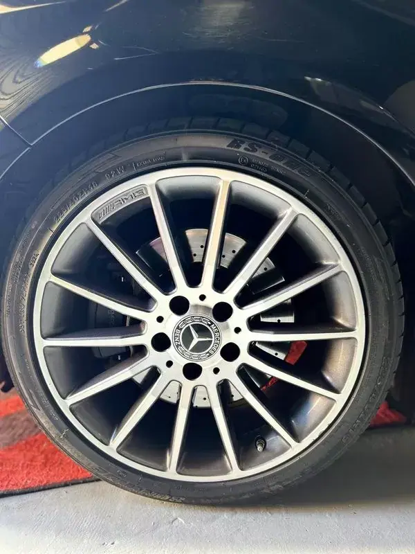 Mercedes-Benz CLA 220 2017 - 22500 EUR, 209125 km - AUTO.MOTO.pt - 209125km - foto 31 de 33