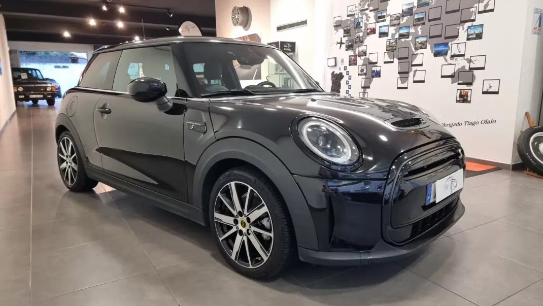 MINI Electric 2021 - 20500 EUR, 73589 km - AUTO.MOTO.pt - 73589km - foto 5 de 48