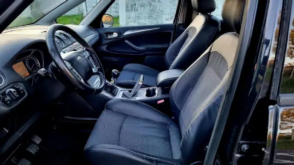 Ford S-Max 2007 - 7950 EUR, 380000 km - AUTO.MOTO.pt - 380000km - foto 7 de 23