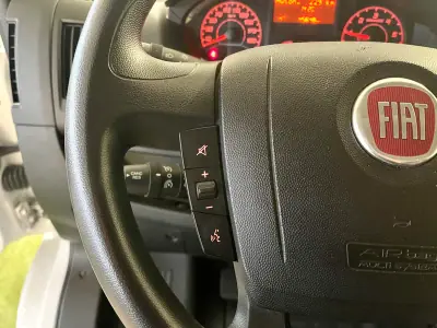 Fiat 2023 - 26450 EUR, 45000 km - AUTO.MOTO.pt - 45000km - foto 16 de 27