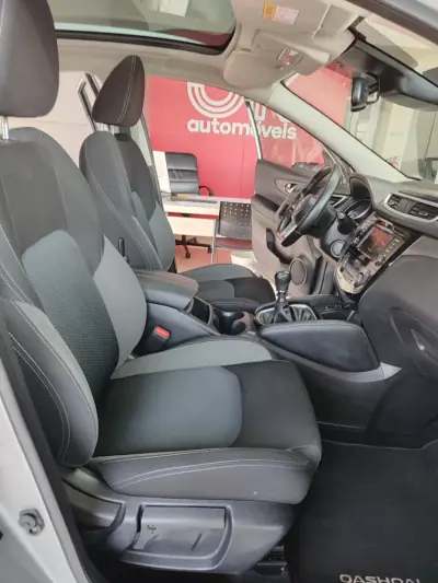 Nissan Qashqai 2019 - 16250 EUR, 106000 km - AUTO.MOTO.pt - 106000km - foto 18 de 34