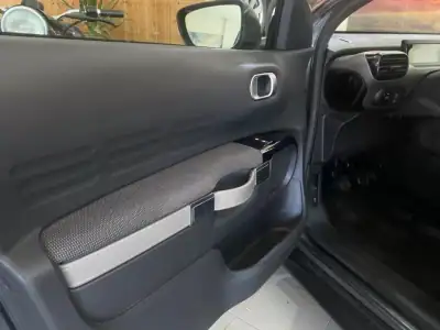 Citroën C4 Cactus 2014 - 11900 EUR, 169000 km - AUTO.MOTO.pt - 169000km - foto 7 de 16