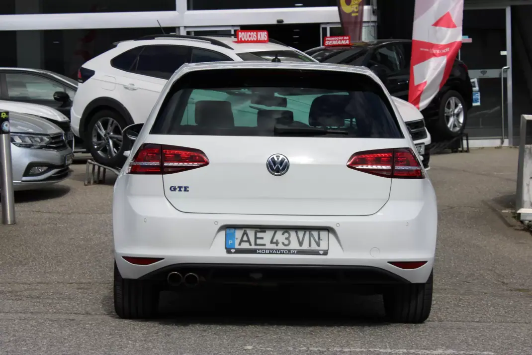 Volkswagen Golf 2015 - 12900 EUR, 233561 km - AUTO.MOTO.pt - 233561km - foto 27 de 27