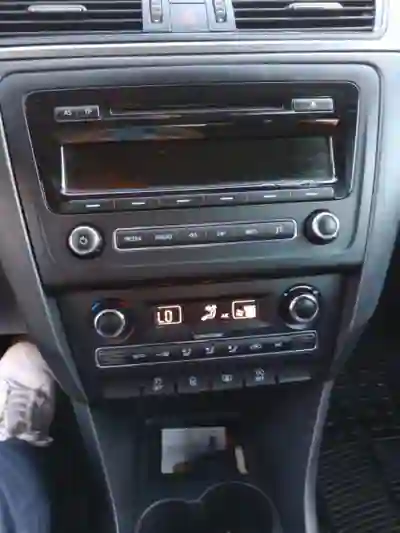 Skoda Rapid Spaceback 2014 — foto 6 de 6