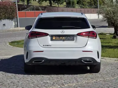 Mercedes-Benz A 250 2021 - 27499 EUR, 85000 km - AUTO.MOTO.pt - 85000km - foto 30 de 41