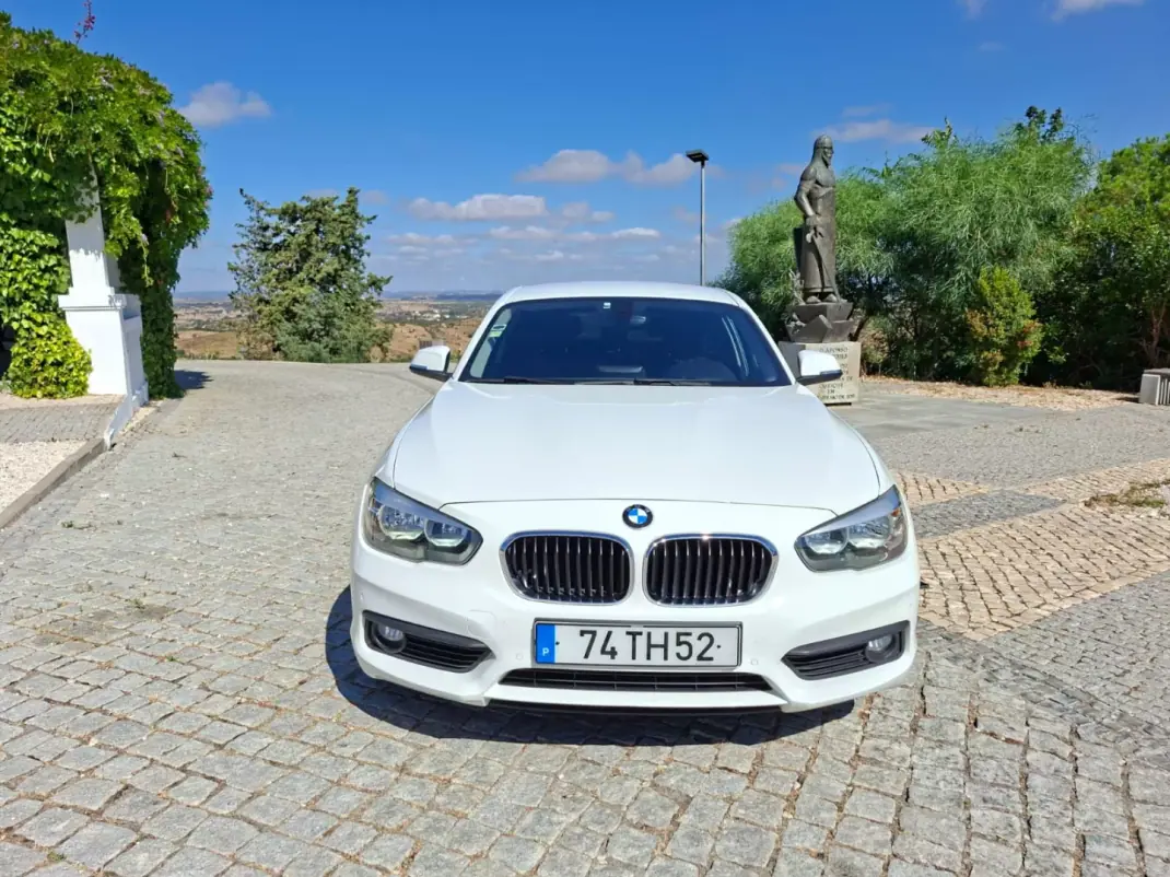 BMW 116 2017 - 13750 EUR, 204041 km - 204041km - foto 2 de 24