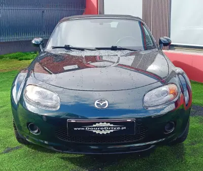 Mazda MX-5 2008 - 13950 EUR, 175000 km - AUTO.MOTO.pt - 175000km - foto 2 de 8