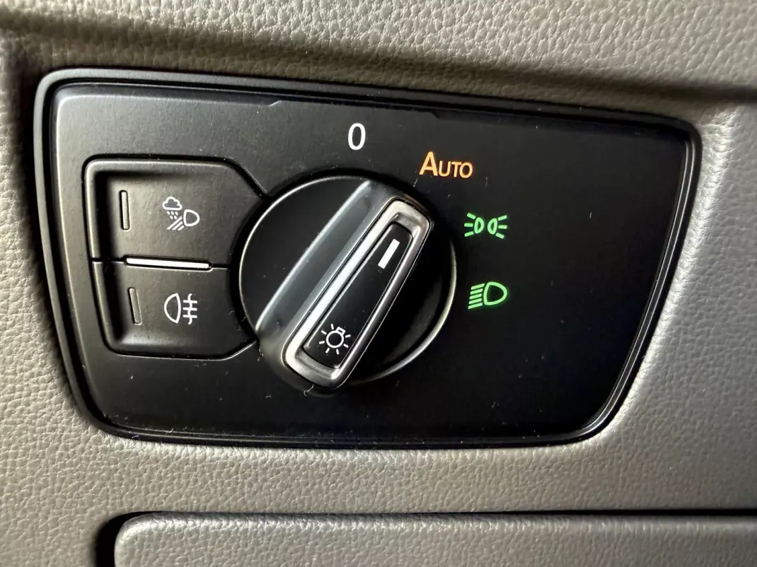 Volkswagen Arteon Shooting Brake 2021 - 23500 EUR, 168600 km - AUTO.MOTO.pt - 168600km - foto 134 de 144