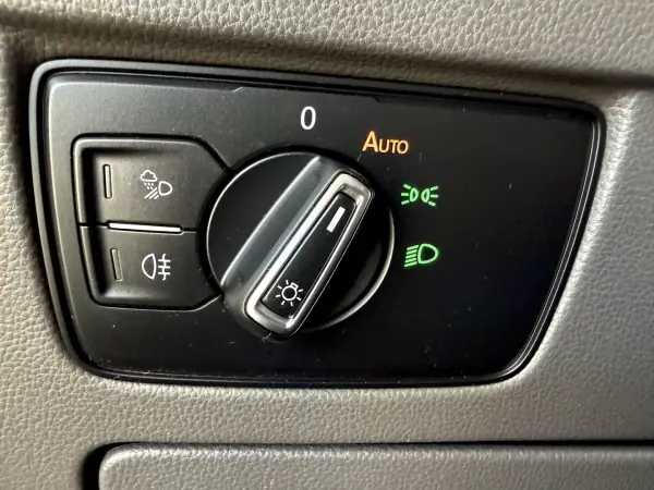 Volkswagen Arteon Shooting Brake 2021 - 23500 EUR, 168600 km - AUTO.MOTO.pt - 168600km - foto 134 de 144