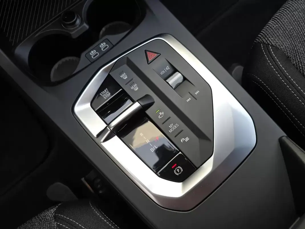 BMW 116 2025 - 30500 EUR, 14400 km - AUTO.MOTO.pt - 14400km - foto 29 de 39