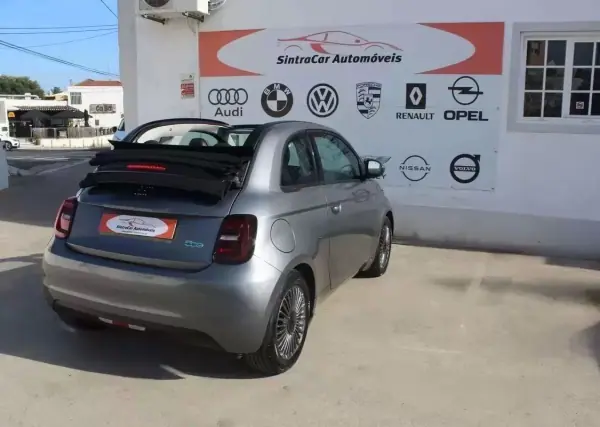 Fiat 500e C 2022 - 19980 EUR, 13651 km - AUTO.MOTO.pt - 13651km - foto 11 de 37