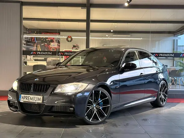 BMW 320 2006 - 12500 EUR, 240000 km - AUTO.MOTO.pt - 240000km - foto 15 de 38