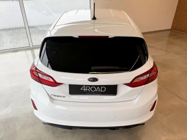 Ford Fiesta 2018 - 11000 EUR, 146800 km - AUTO.MOTO.pt - 146800km - foto 21 de 78
