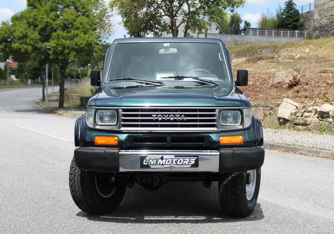 Toyota Land Cruiser 1994 - 31900 EUR, 237000 km - AUTO.MOTO.pt - 237000km - foto 3 de 40