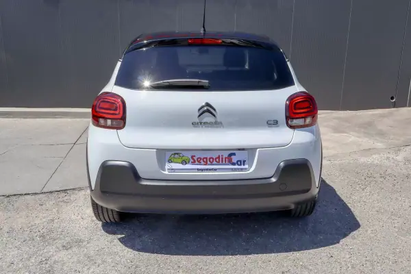 Citroën C3 2018 - 9990 EUR, 89000 km - AUTO.MOTO.pt - 89000km - foto 6 de 28