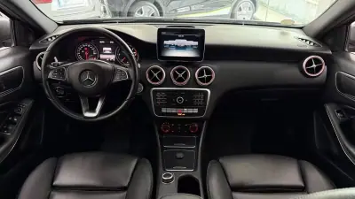 Mercedes-Benz A 180 2016 - 14990 EUR, 214388 km - AUTO.MOTO.pt - 214388km - foto 15 de 29